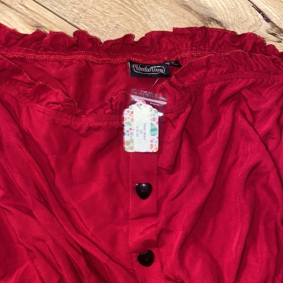 New off shoulder top - Picture 2 of 3